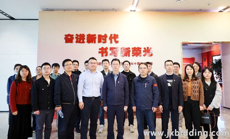 63492827e71dbccf466eb847ade188bd.jpg 63492827e71dbccf466eb847ade188bd.jpg