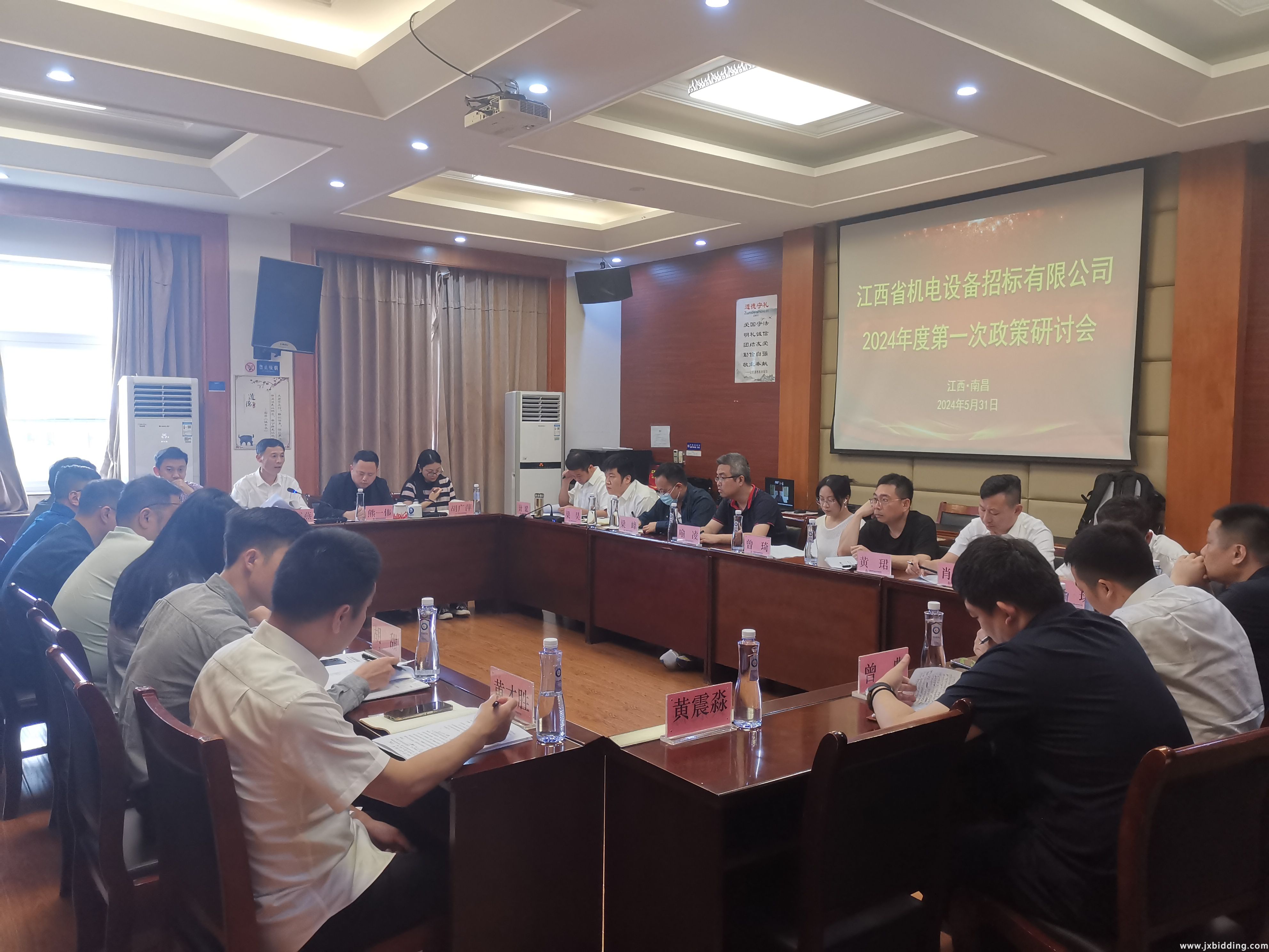 3a2dbf5e60ad1ab6ac4c1543740949fe.jpg 3a2dbf5e60ad1ab6ac4c1543740949fe.jpg